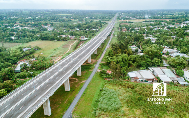 TPHCM: Kiến nghị Trung ương ưu tiên vốn đầu tư xây dựng các công trình giao thông trọng điểm liên vùng